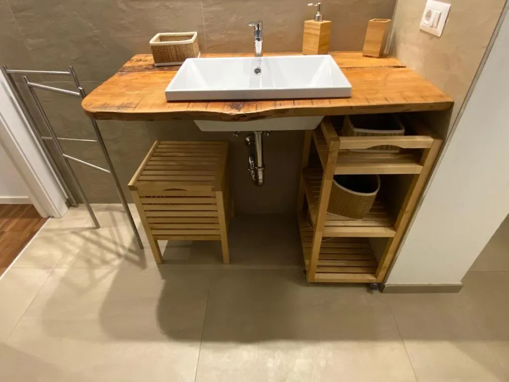 Διαμέρισμα Em Home01 Κατόλικα